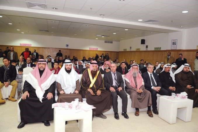 الشيخ احمد القطان متوسطا محمد الدوسري ومحمد الصانع واسماعيل الفيلكاوي وخالد الخويتيم وعبدالسميع احمد	قاسم باشا