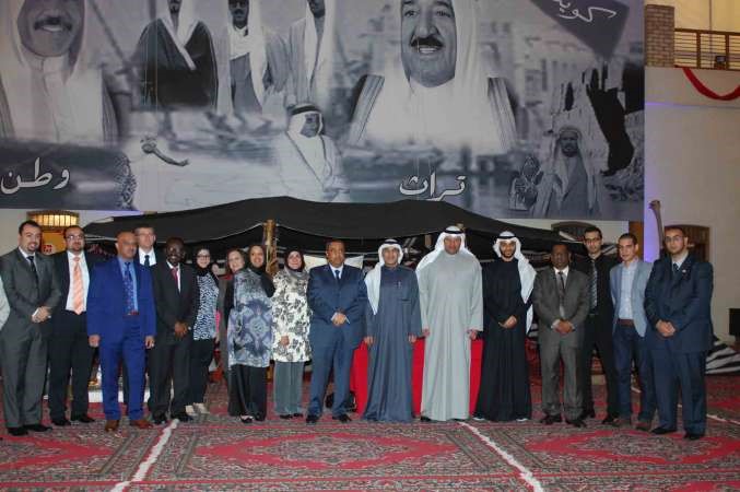 العبيدي متوسطا الحضور خلال تدشين الحملةهاني عبدالله