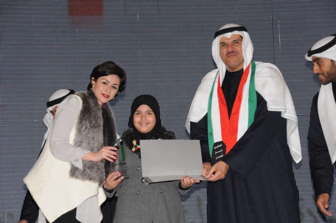  ومكرما احدى الطفلات المتميزات