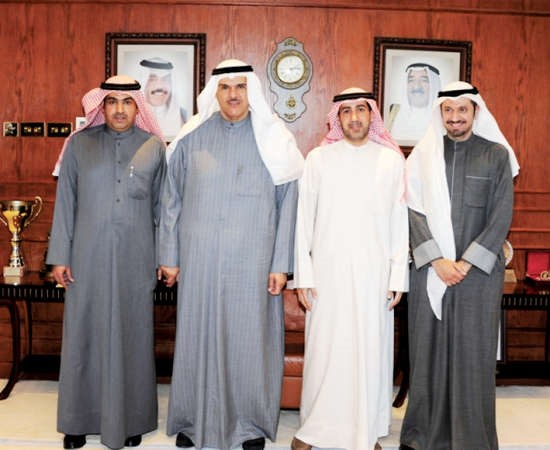 الشيخ سلمان الحمود مستقبلا وفد نقابة المجلس الوطني للثقافة والفنون والاداب 