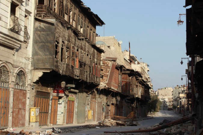 ابنية تراثية مدمرة بسبب الحرب في حي باب النصر في حلب القديمة	 رويترز﻿