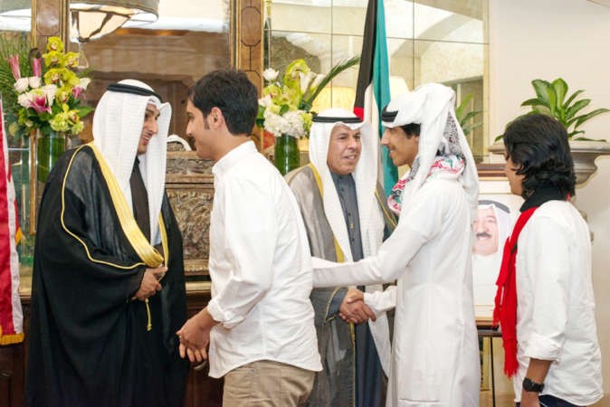 اليحيا مستقبلا مجموعة من الطلبة الدارسين باميركا