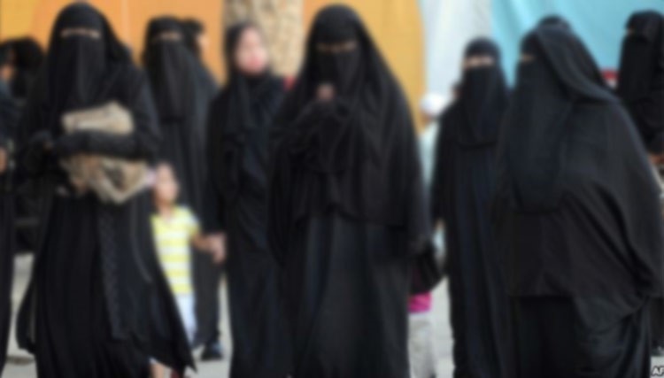 في السعودية.. طالبة تلد داخل الجامعة بعد رفض طبيبة نقلها بالاسعاف لغياب المحرم 