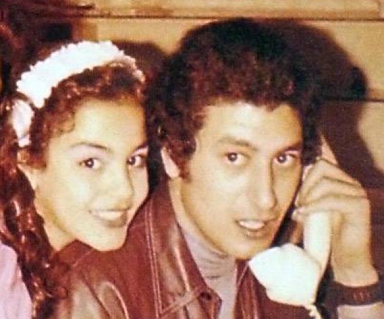 بالصور.. شريهان تعود لـ «الزمن الجميل» بصور نادرة مع أخيها عُمر خورشيد