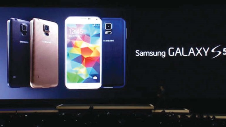 «سامسونج» تهيمن.. بطرح Galaxy S5 بـ650 دولاراً