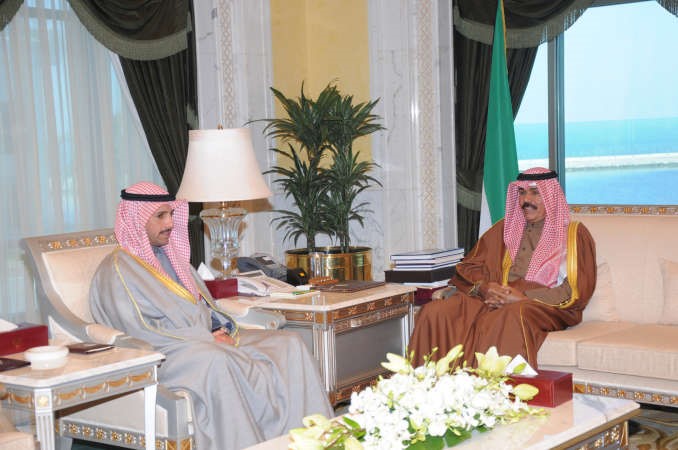 سمو نائب الامير وولي العهد الشيخ نواف الاحمد مستقبلا مرزوق الغانم﻿