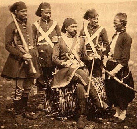صورة حقيقية تم التقاطها لاسماعيل باشا حقي، قائد الفرقة البرية الاولى
