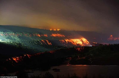 بالصور.. حرائق مناجم الفحم الأسترالية ترفع "جدران نيران عملاقة"