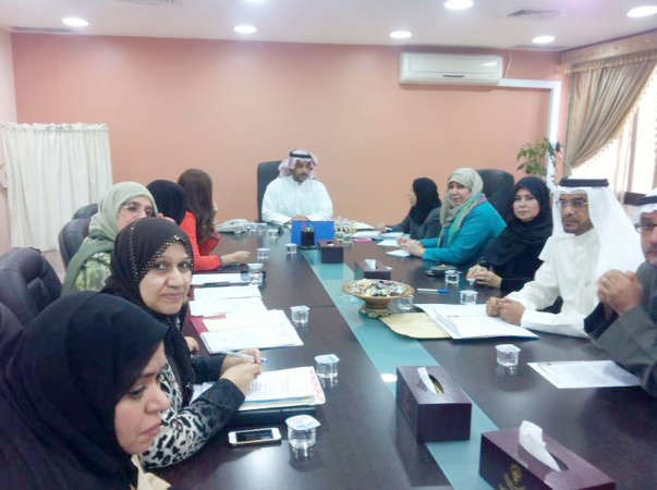متعب العتيبي خلال الاجتماع
