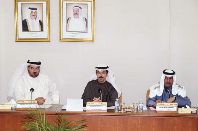 حمد سيف وعلي الراشد وحمدان العازمي خلال اجتماع اللجنة الخارجية﻿