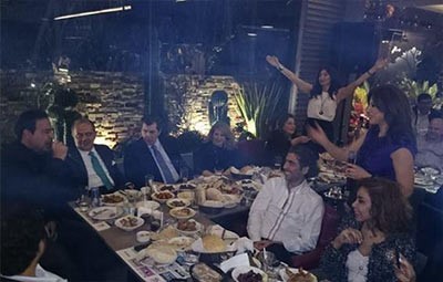 سعيد الماروق وزوجته وعاصي يغني ونجوى ترقص هي وكوليت