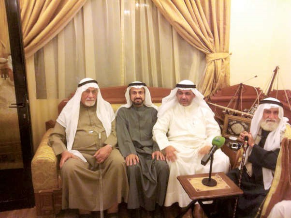 د حسن كمال ود فاضل صفر ويوسف كمال وجواد العطار