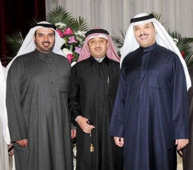 دجمال الحربي وحمدان العازمي يهنئان