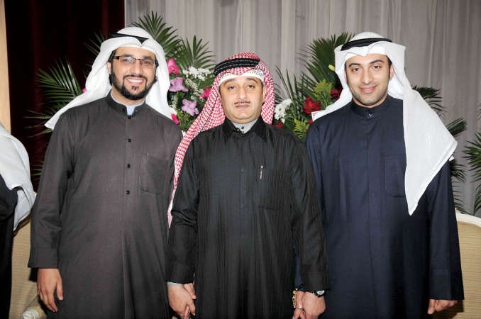 الرائد هشام البناي والملازم يعقوب العنزي يباركان
