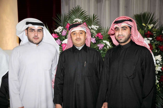 القاضي حمد الحسيني ودعبدالكريم الكندري يباركان