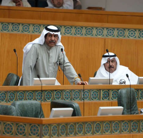 حمد سيف﻿