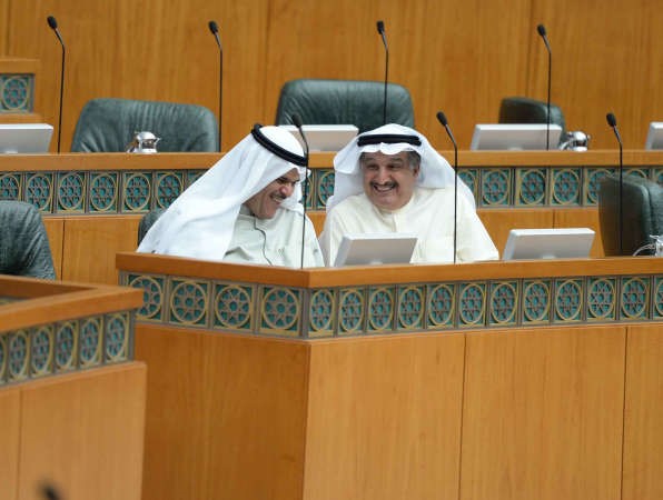 الشيخ سلمان الحمود وكامل العوضي﻿
