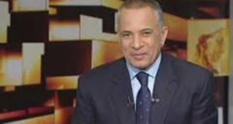 بالفيديو.. إعلامي مصري عبر قناة التحرير يستقيل على الهواء مباشرة 