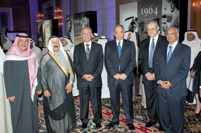 الوزير السابق مصطفى الشمالي وجواد بوخمسين مع قيادات البنك المركزي المصري 	هاني عبدالله﻿