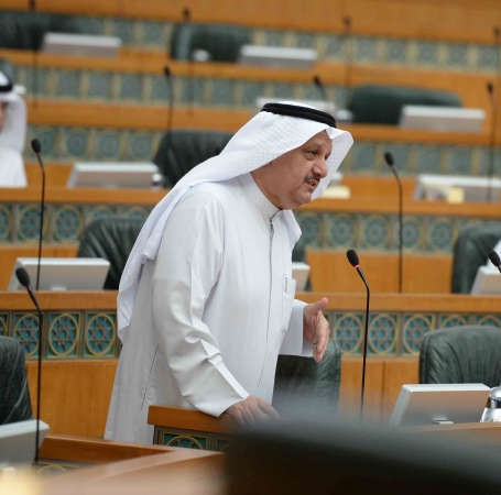 عيسى الكندري