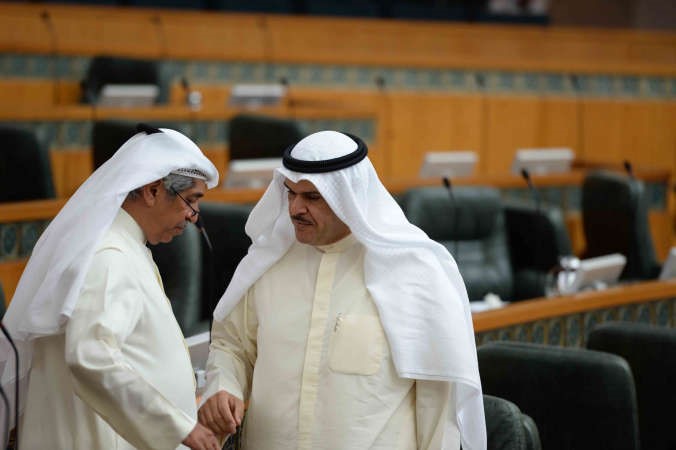 الشيخ سلمان الحمود ومعادل الخرافي