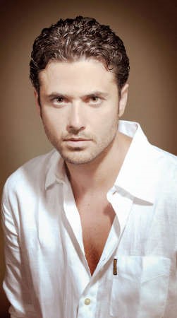 احمد عز 