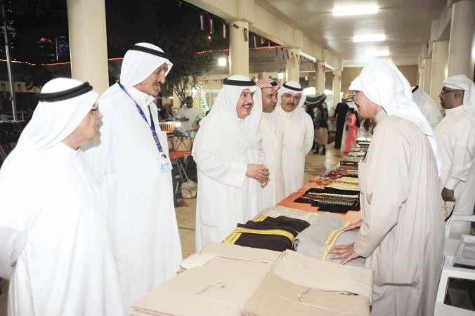 عبد المحسن المطيري خلال جولته على البشوت 