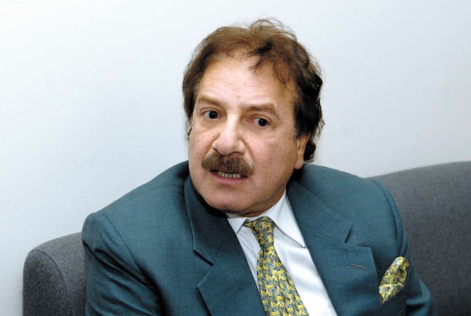 الفنان القدير محمد المنصور﻿