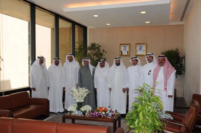  علي خاجة وخالد الشهري مع رئيس واعضاء اتحاد المزارعين ﻿