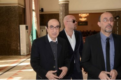 بالصور.. النجوم في عزاء والدة نضال الأحمديّة