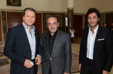 بالصور.. النجوم في عزاء والدة نضال الأحمديّة