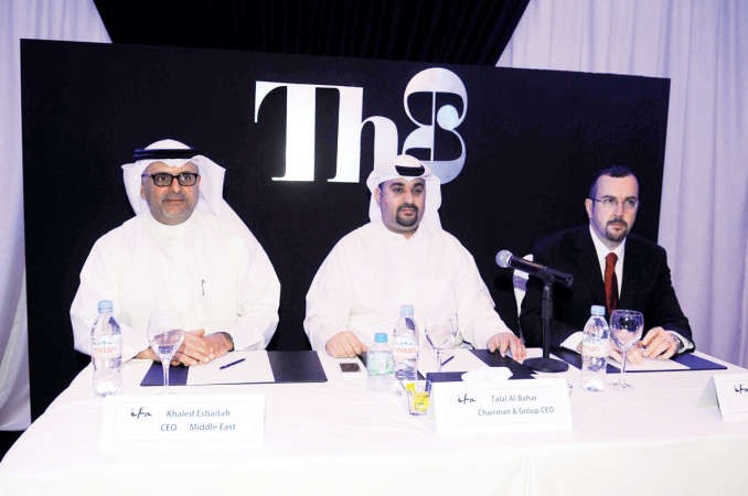  طلال البحر وخالد اسبيته خلال المؤتمر الصحافي	﻿