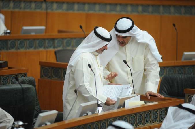 حديث بين الشيخ سلمان الحمود وصالح عاشور
