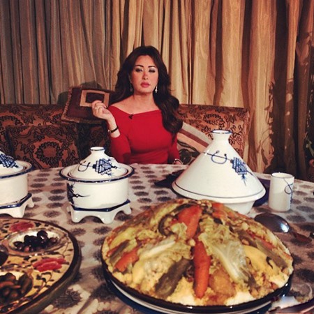 بالصور "الكسكسي التونسي" في منزل لطيفة من صنع يديها 