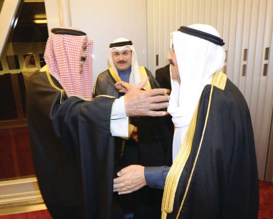 سمو ولي العهد الشيخ نواف الاحمد مرحبا بصاحب السمو الامير بحضور الشيخ خالد العبدالله
