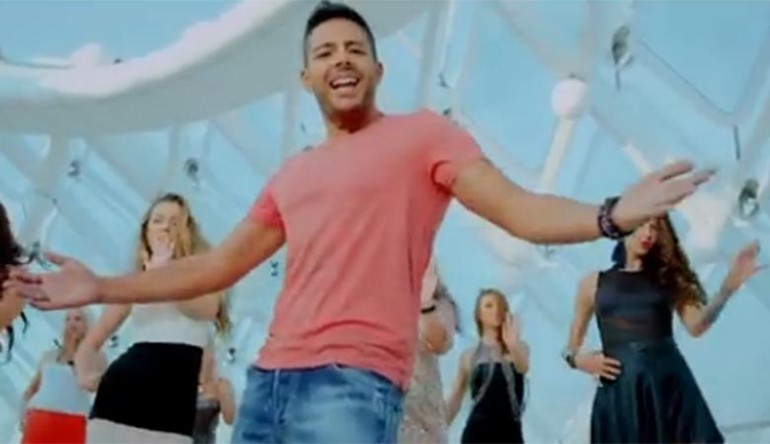 بالفيديو.. "نفسى أبقى جنبه" لـ"محمد حماقى" يتخطى المليون مشاهدة على اليوتيوب