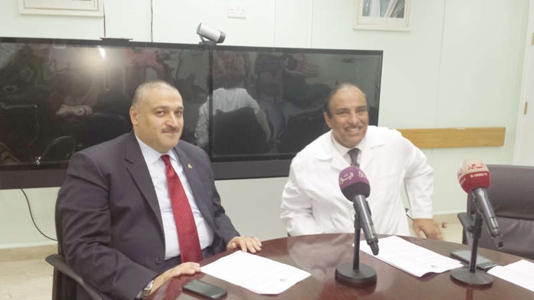 داحمد العوضي ودخالد الصالح خلال المؤتمر الصحافي
