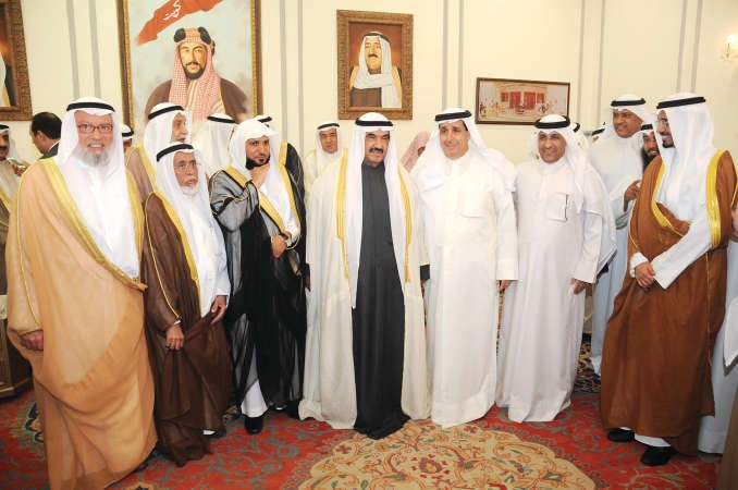 المحمد والمعيقلي مع المستشار راشد الحماد واحمد باقر وعبدالعزيز الخالدي ودمحمد الطبطبائي﻿