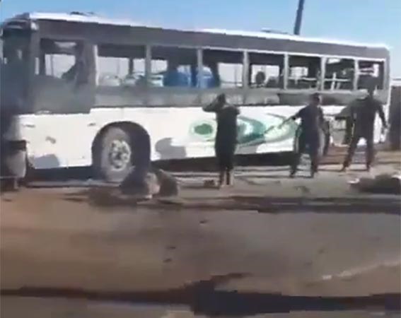 بالفيديو.. داعش تفجر مخيماً للاجئين السوريين الهاربين من القصف 