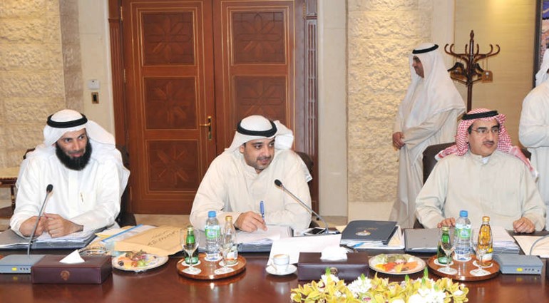 الشيخ محمد العبدالله ودنايف العجمي