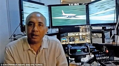 طيار الماليزية: حان الوقت لنقل التسلية للمستوى الثاني .. وظهور ابنته وصديقة مساعده المشبوه .. وكيف هبط بها 30,000 قدم ليتجنب الرادار