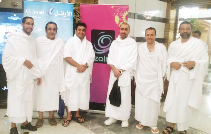 جانب من المشاركين في رحلة العمرة﻿