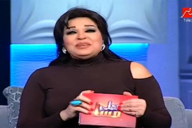 بالفيديو.. كيف ردت فيفي عبده على الساخرين من فوزها بجائزة الأم المثالية