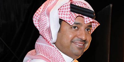 بالفيديو.. كيف عايد راشد الماجد والدته ؟