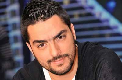 حسن الشافعي يُشعل "تويتر" لشرح معنى "الأنتخة"