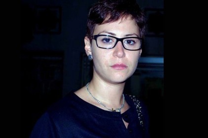 مرض منة شلبي يزعج والدتها
