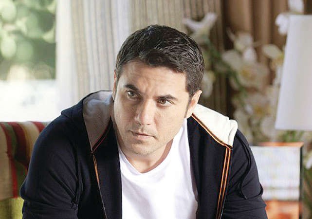 احمد عز