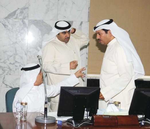 حديث مشترك بين احمد البغيلي واسامة العتيبي ونايف السور
