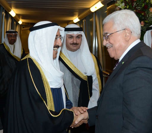 صاحب السمو الامير مستقبلا الرئيس محمود عباس﻿