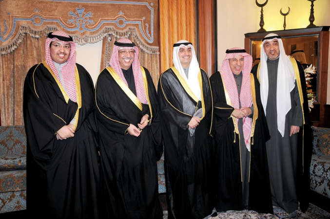 ﻿السفير السعودي دعبدالعزيز الفايز مباركا﻿